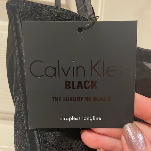 Calvin Klein black label black strapless longline bra 32D - Picture 4 of 6